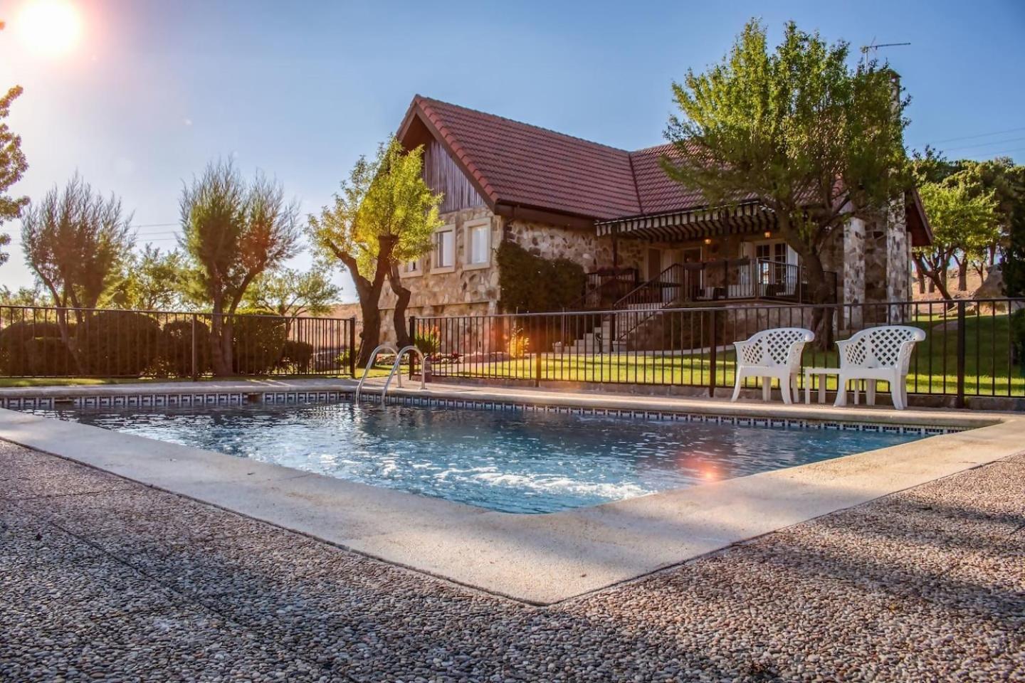 Una Casita En El Campo Dentro De La Ciudad Hébergement de vacances